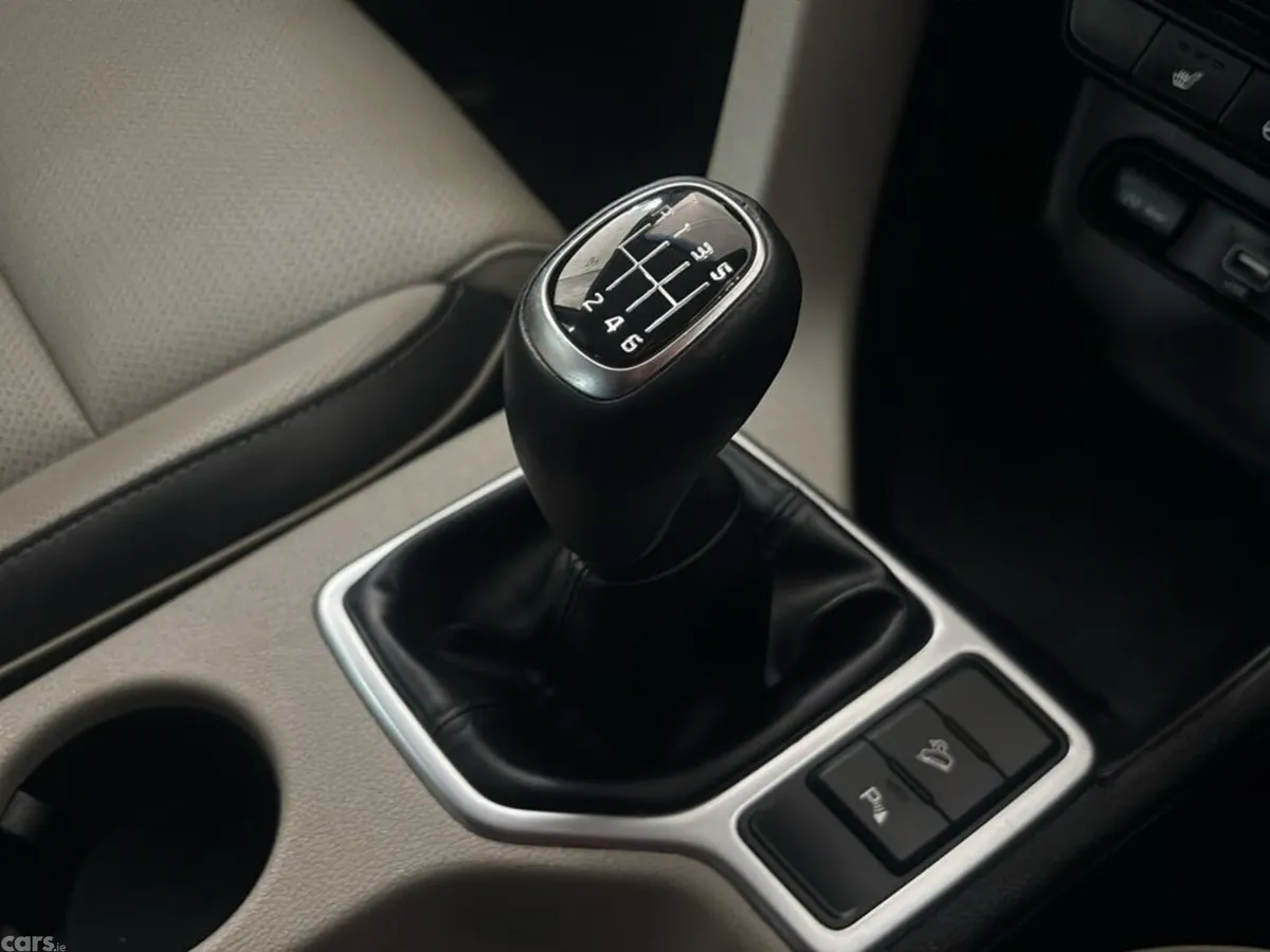 Kia Sportage SUV, Diesel Hybrid, 2021, Black
