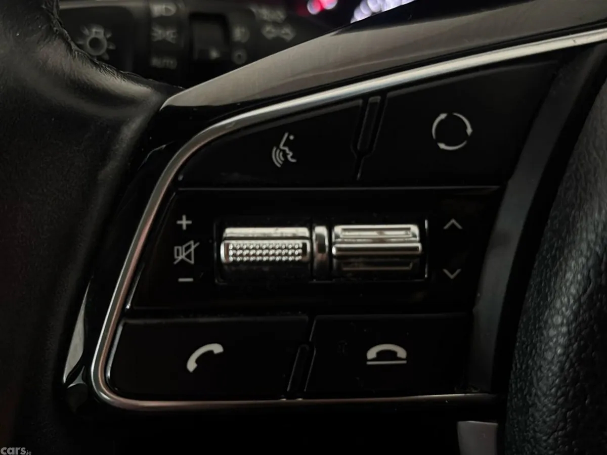 Kia Sportage SUV, Diesel Hybrid, 2021, Black