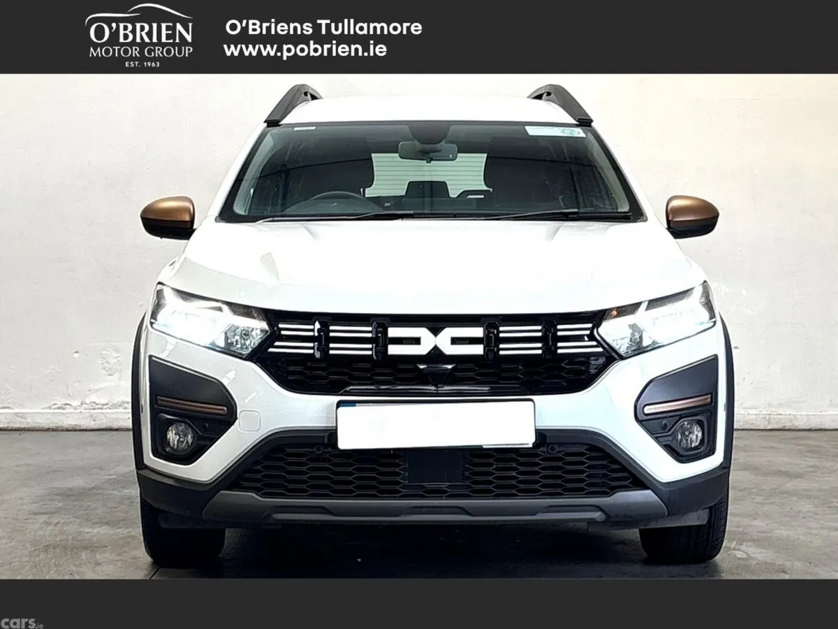 Dacia Jogger MPV, Petrol, 2024, White