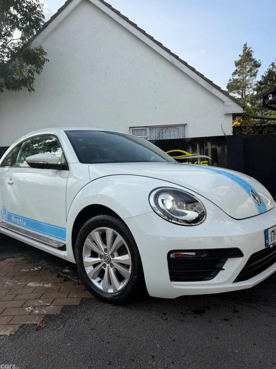 Volkswagen Beetle Hatchback, Petrol, 2017, White
