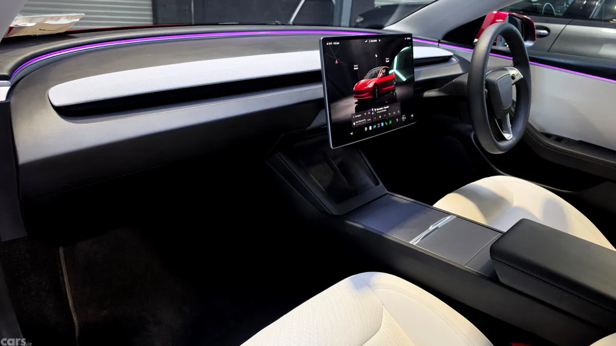 Tesla Model 3 Saloon, Electric, 2024, Red