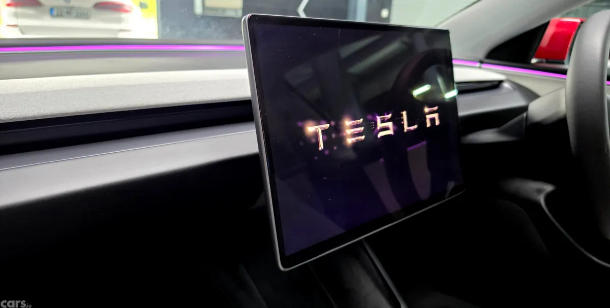 Tesla Model 3 Saloon, Electric, 2024, Red