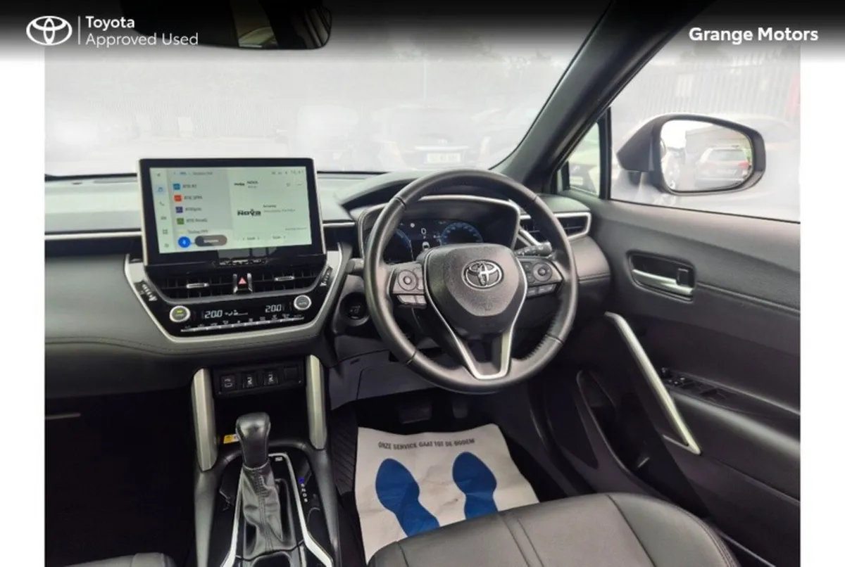 Toyota Corolla Cross Hatchback, Petrol Hybrid, 2024, Silver
