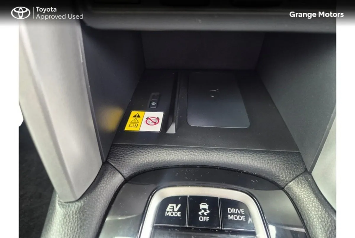 Toyota Corolla Cross Hatchback, Petrol Hybrid, 2024, Silver