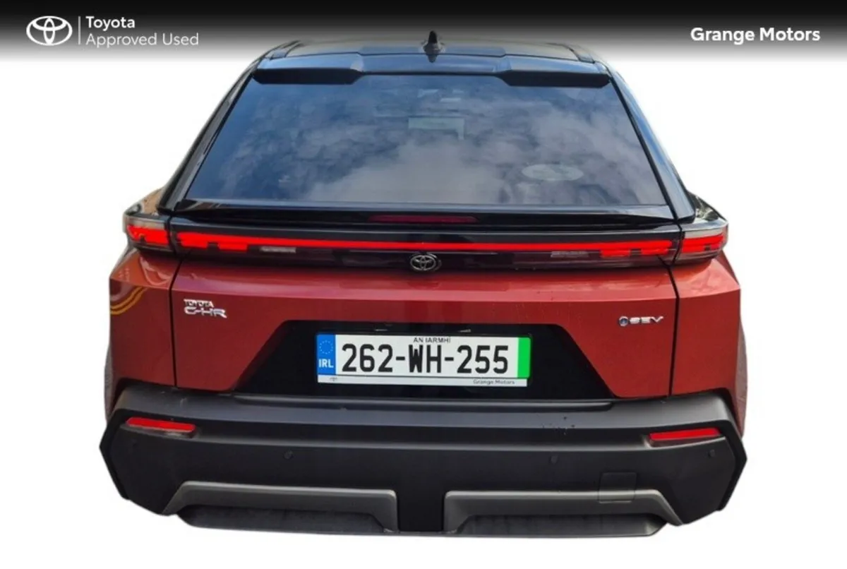 Toyota C-HR Estate, Electric, 2026, Brown