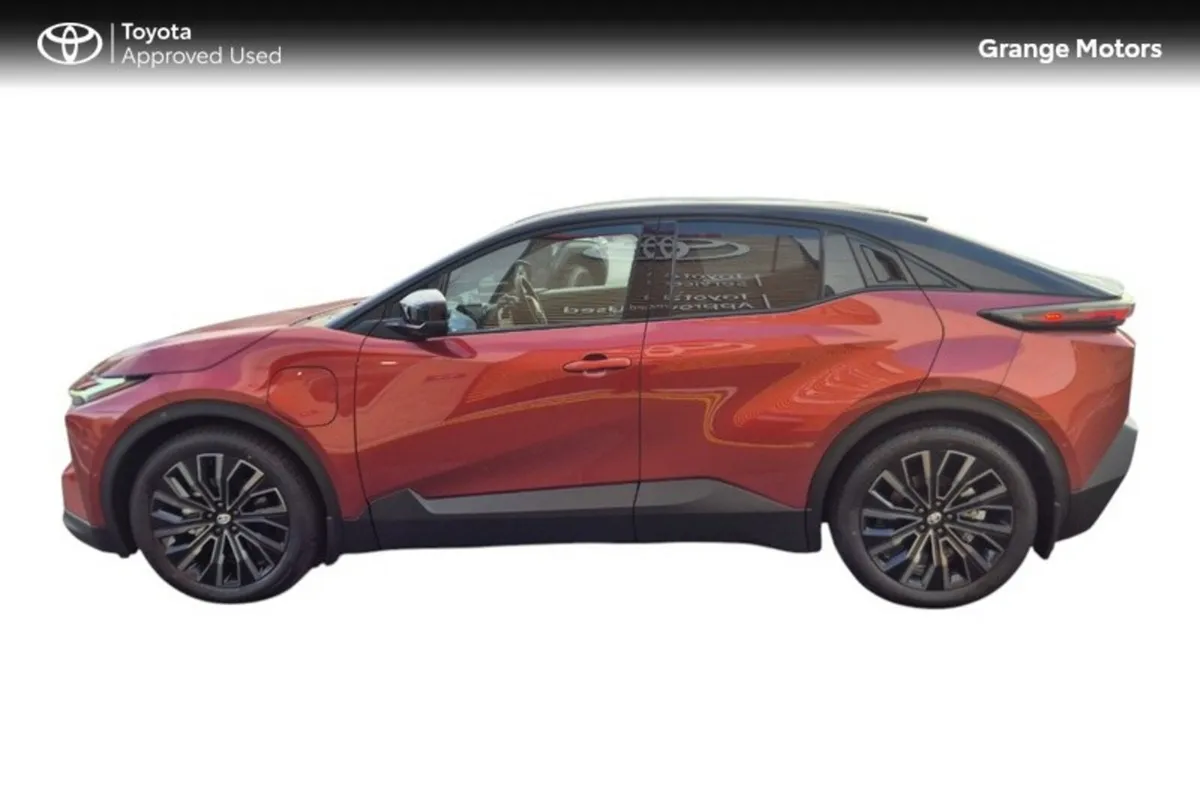 Toyota C-HR Estate, Electric, 2026, Brown