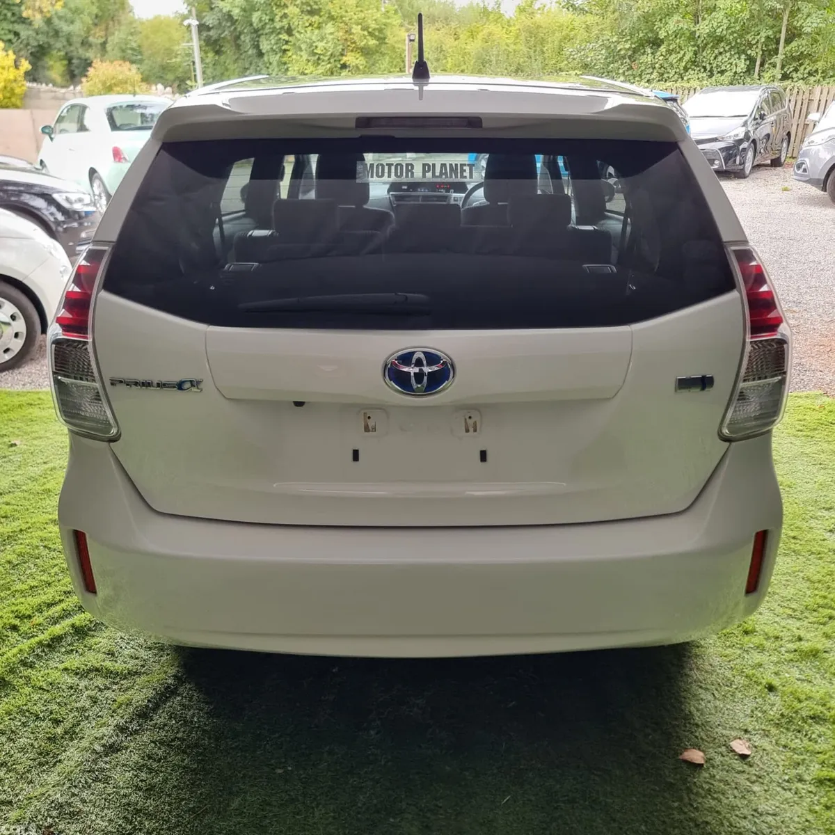 Toyota Prius MPV, Petrol Hybrid, 2020, White