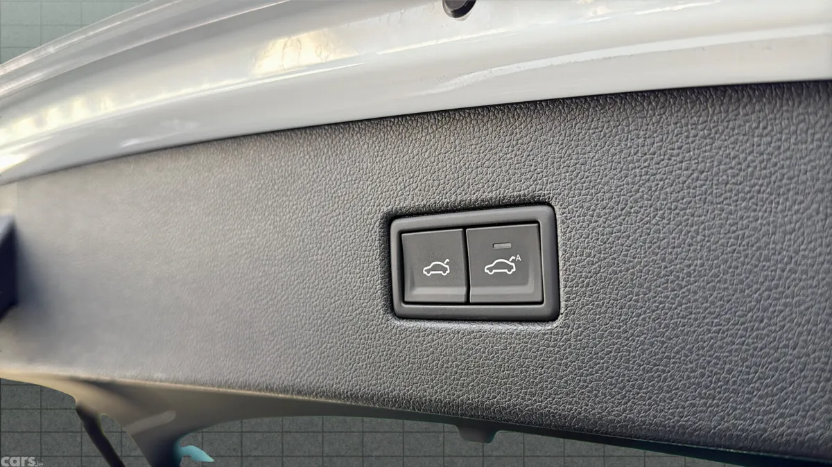 Volkswagen Tiguan SUV, Diesel, 2019, White