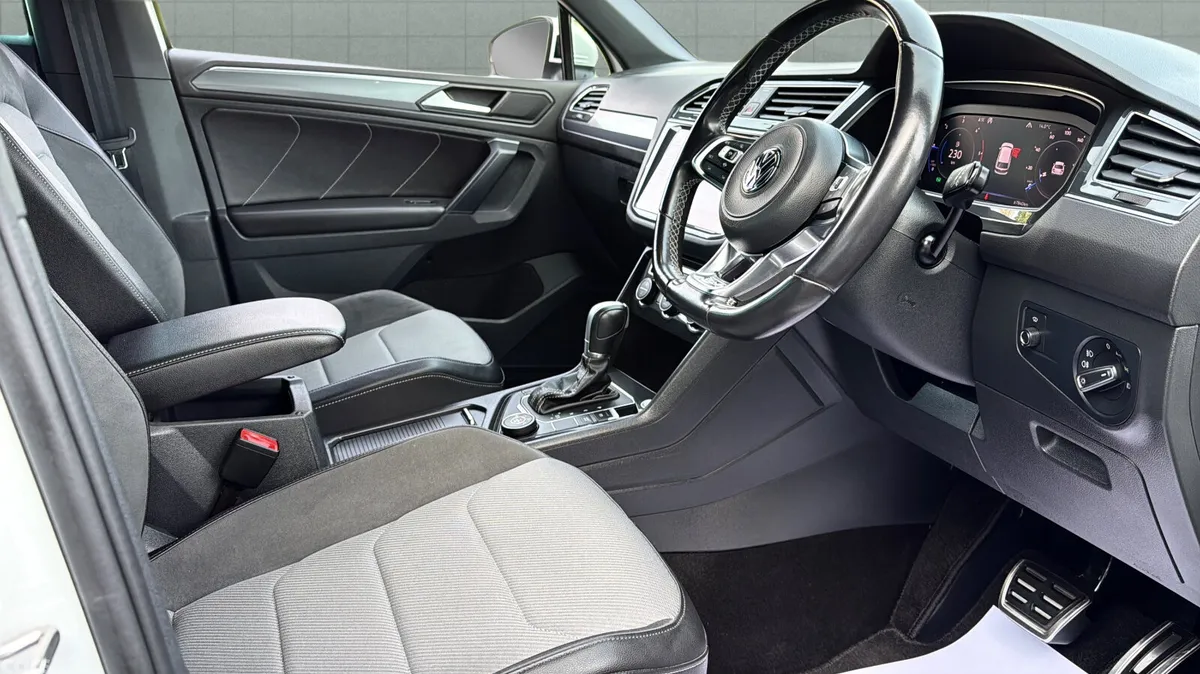 Volkswagen Tiguan SUV, Diesel, 2019, White