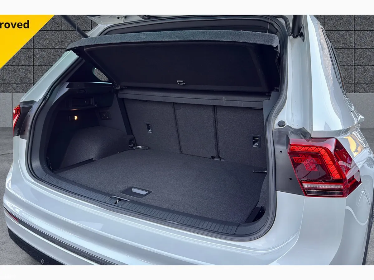 Volkswagen Tiguan SUV, Diesel, 2019, White