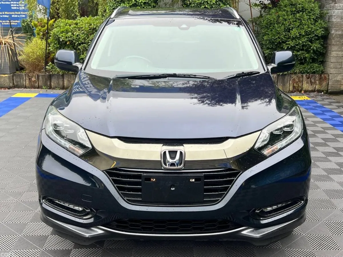 Honda Vezel SUV, Petrol Hybrid, 2017, Blue