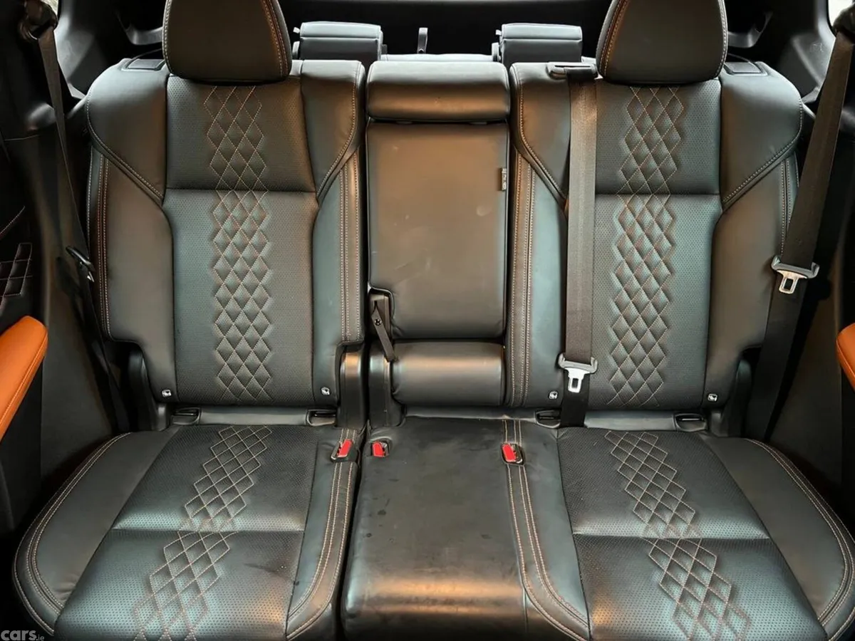 Mitsubishi Outlander SUV, Petrol Plug-in Hybrid, 2022, White