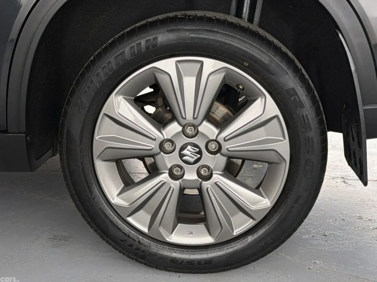Suzuki Vitara SUV, Petrol, 2021, Black