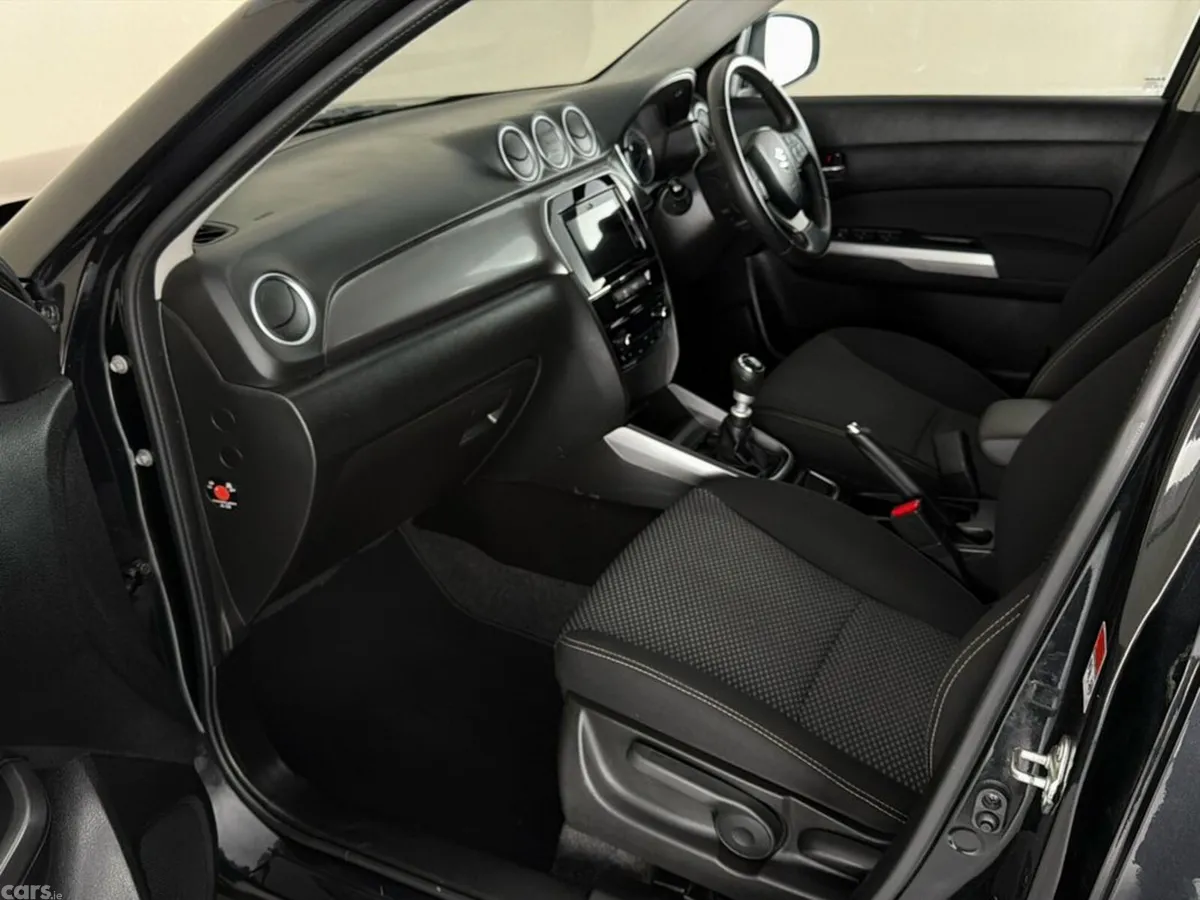 Suzuki Vitara SUV, Petrol, 2021, Black