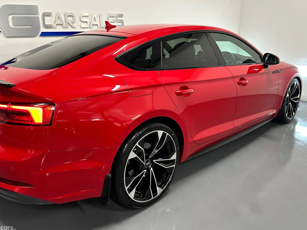 Audi A5 Hatchback, Diesel, 2017, Red