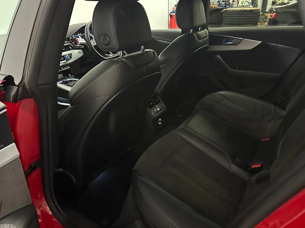 Audi A5 Hatchback, Diesel, 2017, Red