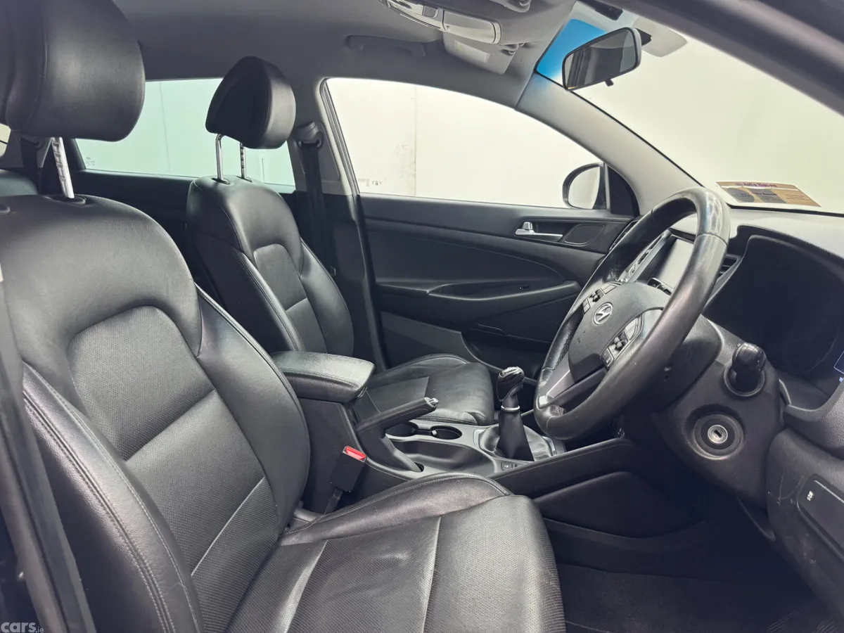Hyundai Tucson SUV, Diesel, 2016, Black