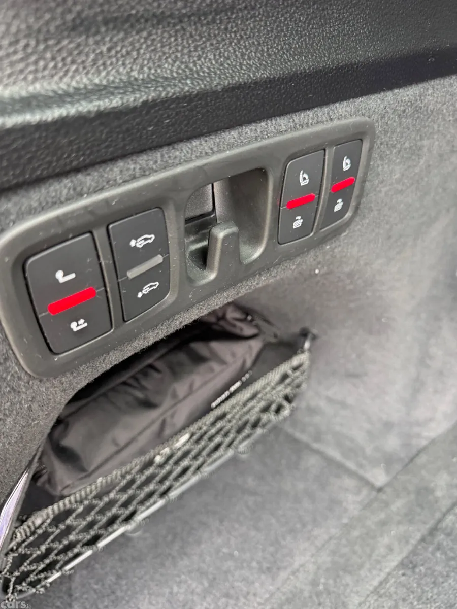 Audi Q7 SUV, Diesel Hybrid, 2023, Blue