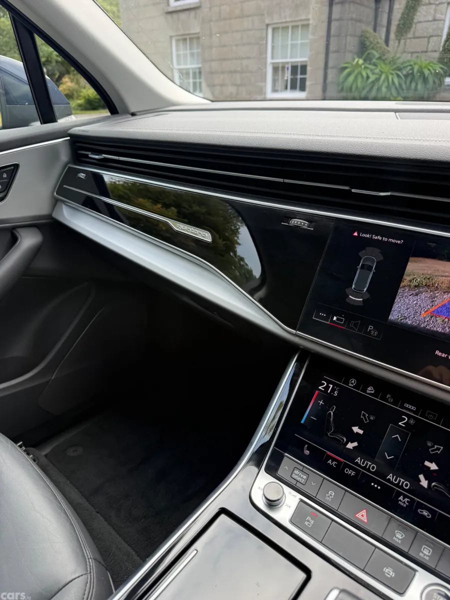 Audi Q7 SUV, Diesel Hybrid, 2023, Blue