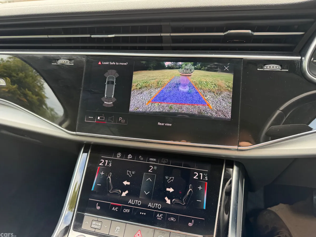 Audi Q7 SUV, Diesel Hybrid, 2023, Blue