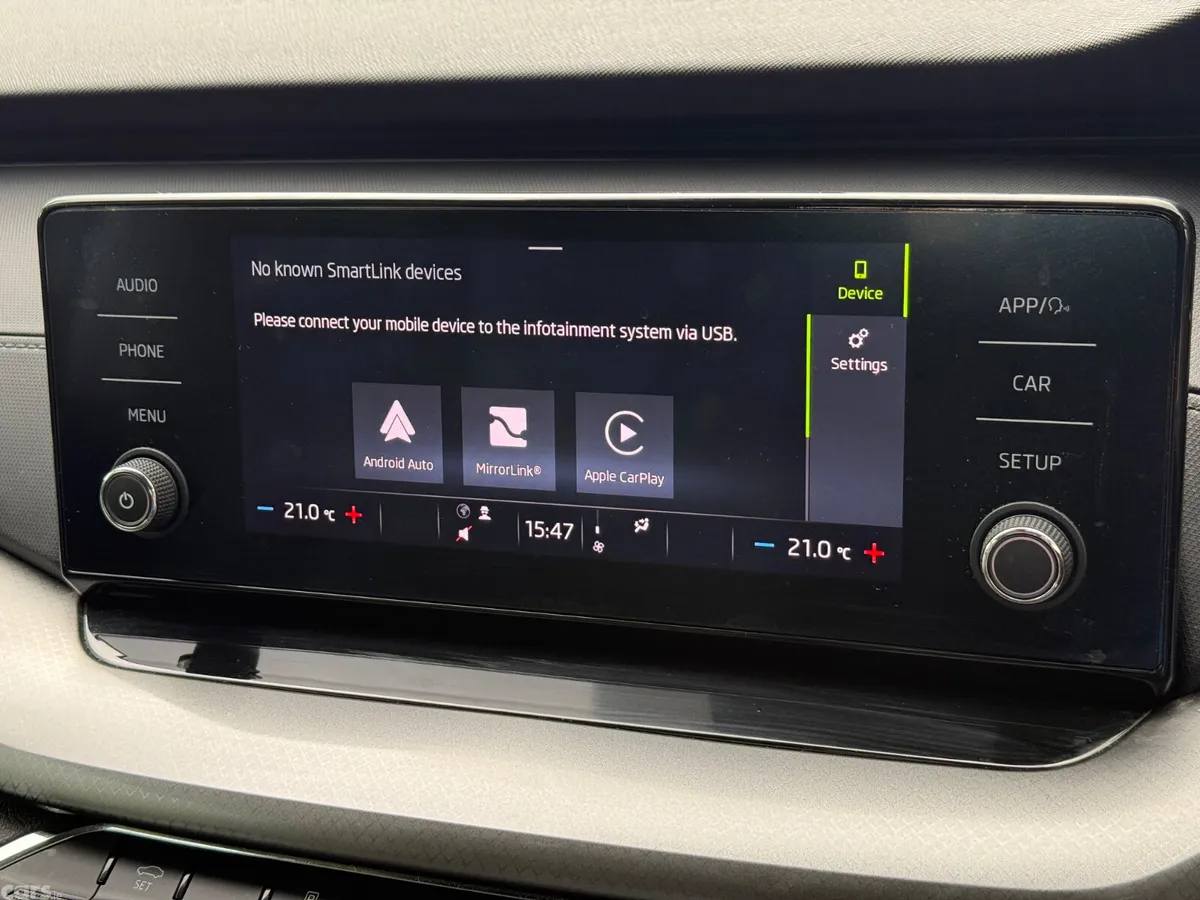 Skoda Octavia Saloon, Diesel, 2023, Grey