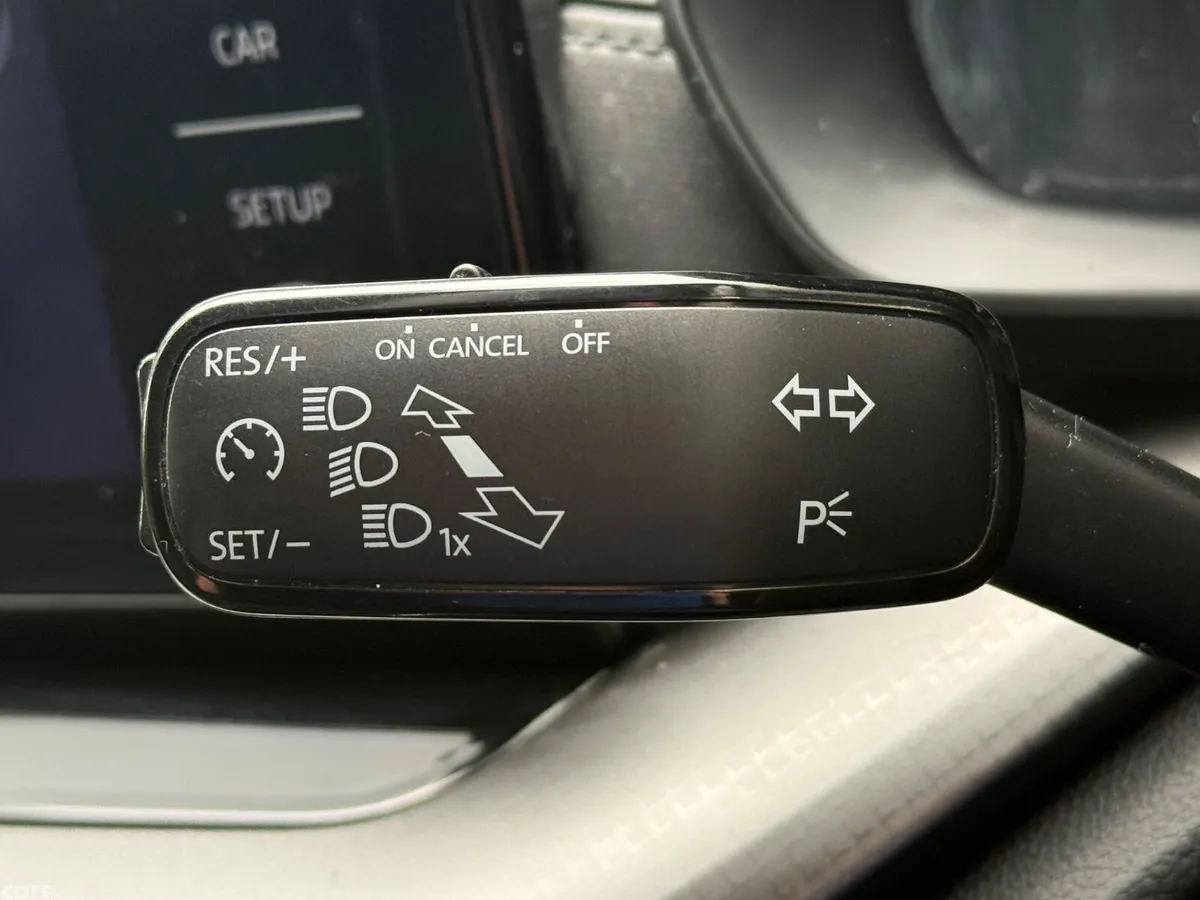 Skoda Octavia Saloon, Diesel, 2023, Grey