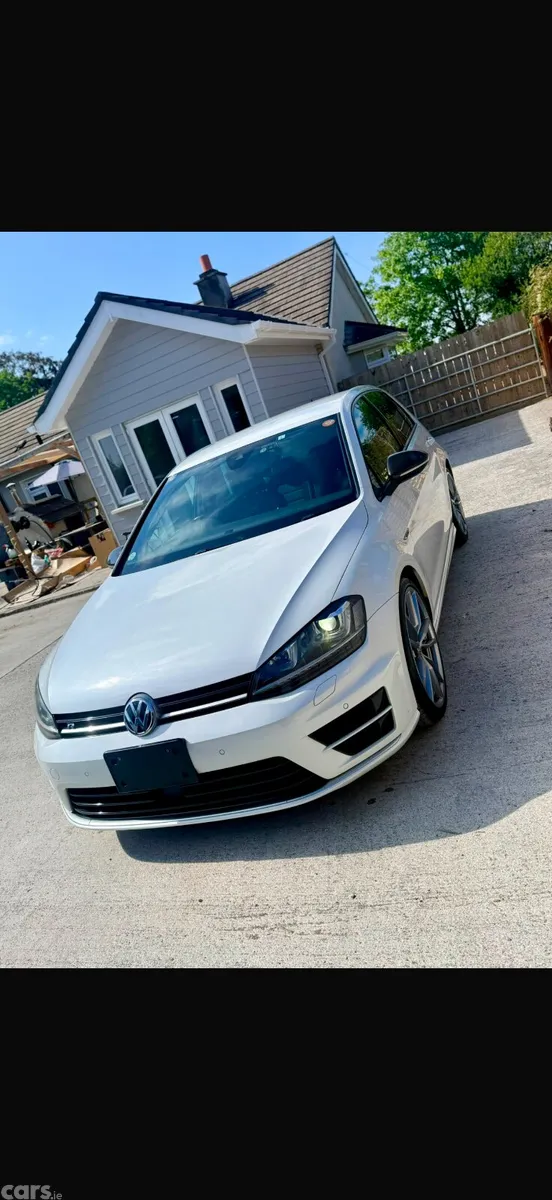 Volkswagen Golf Hatchback, Petrol, 2017, White