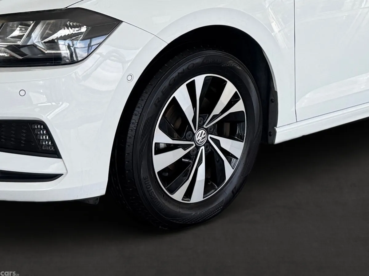 Volkswagen Polo Hatchback, Petrol, 2019, White