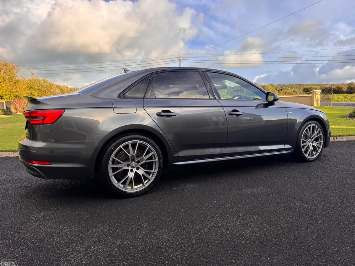 Audi A4 Saloon, Diesel, 2016, Grey