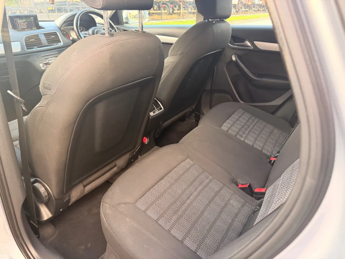 Audi Q3 SUV, Diesel, 2016, Silver