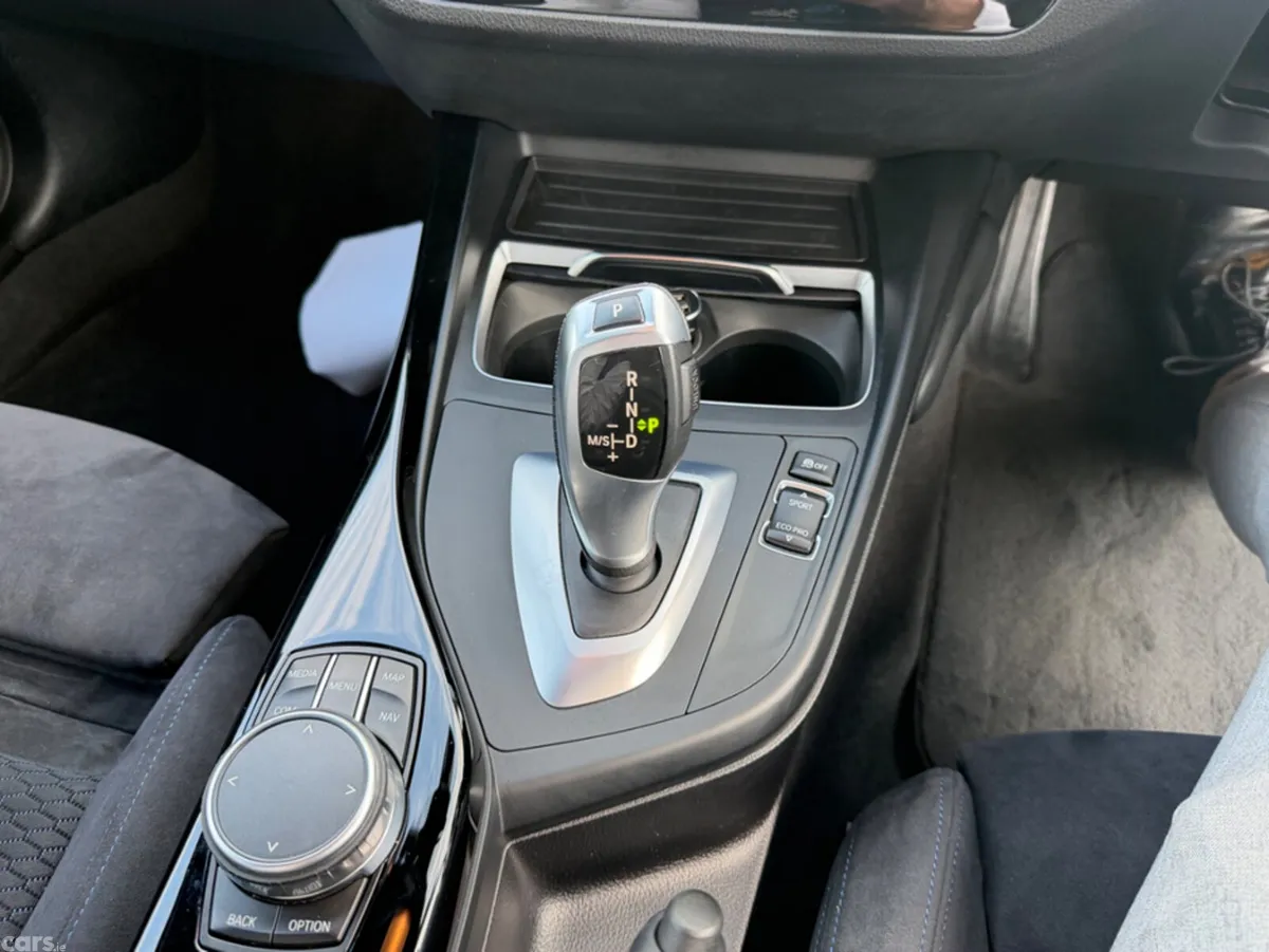 BMW 1-Series Hatchback, Petrol, 2018, White