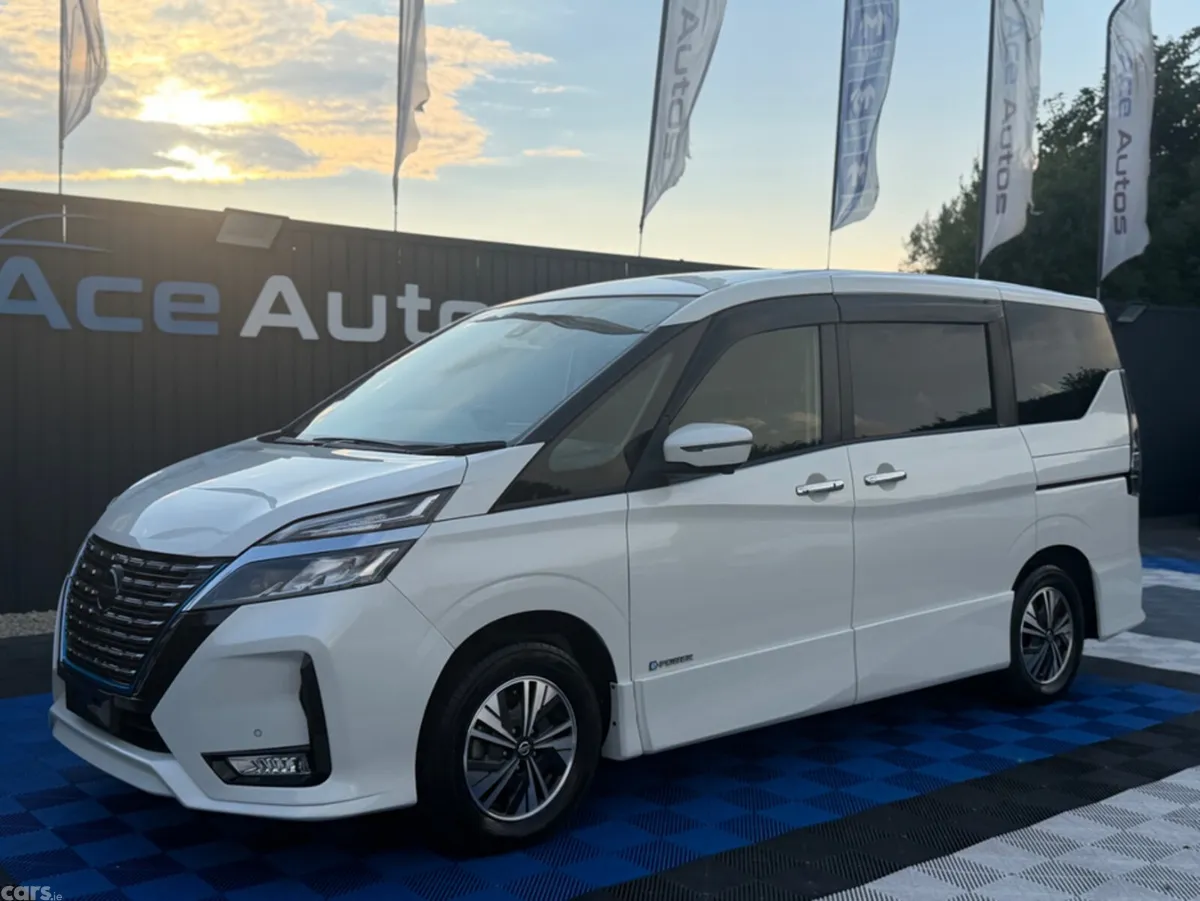 Nissan Serena MPV, Petrol Hybrid, 2021, White
