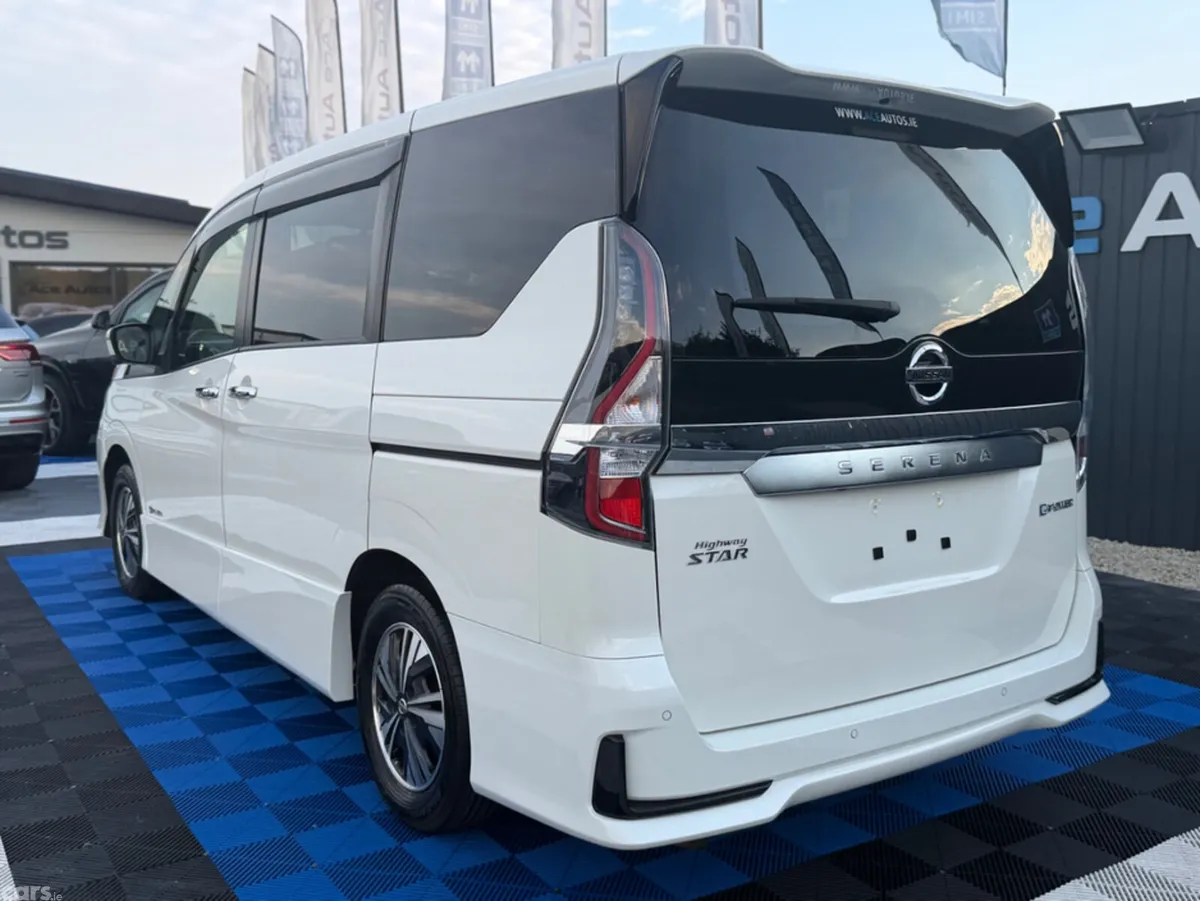 Nissan Serena MPV, Petrol Hybrid, 2021, White