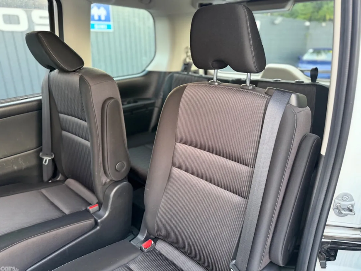 Nissan Serena MPV, Petrol Hybrid, 2021, White
