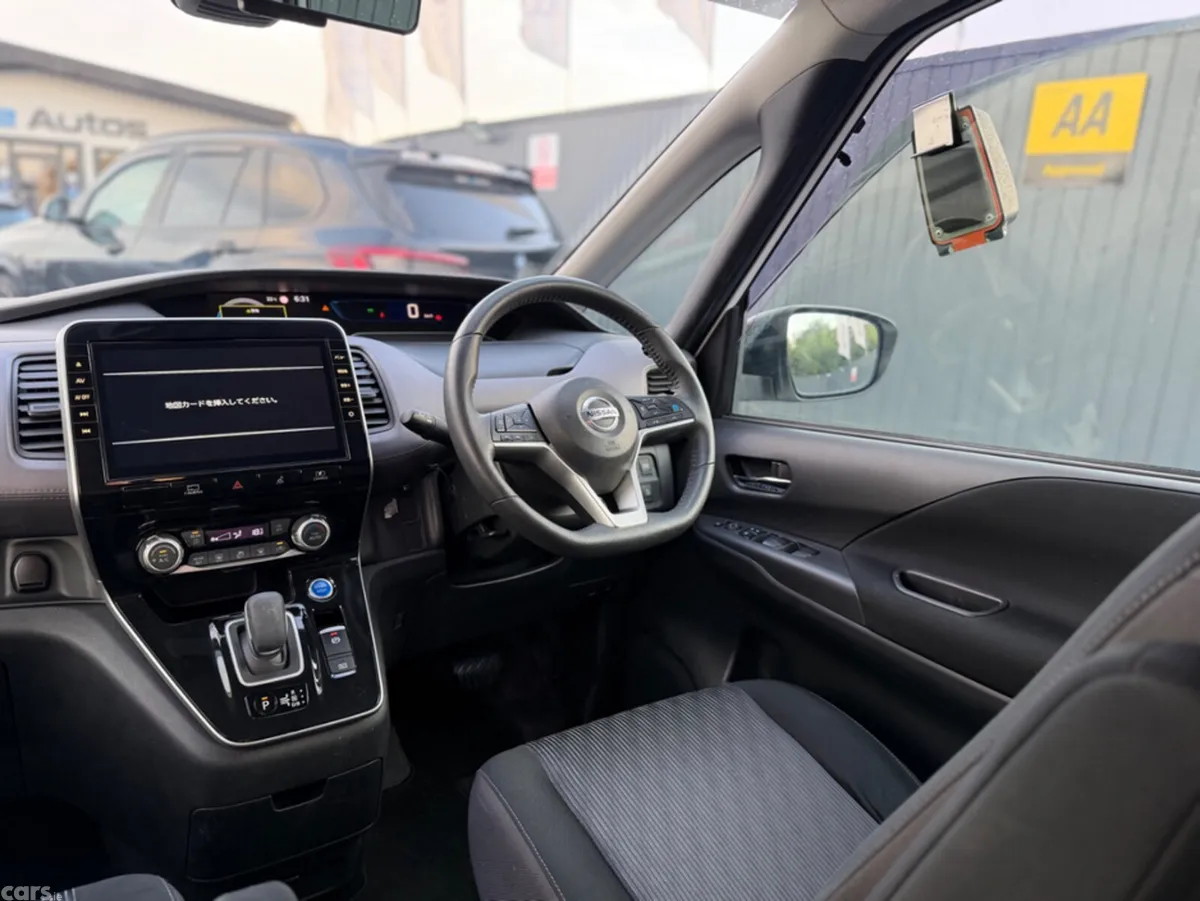 Nissan Serena MPV, Petrol Hybrid, 2021, White