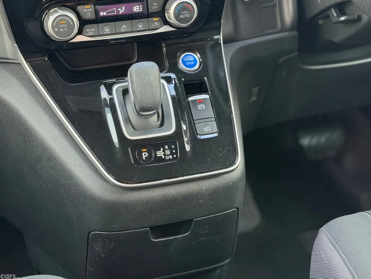 Nissan Serena MPV, Petrol Hybrid, 2021, White