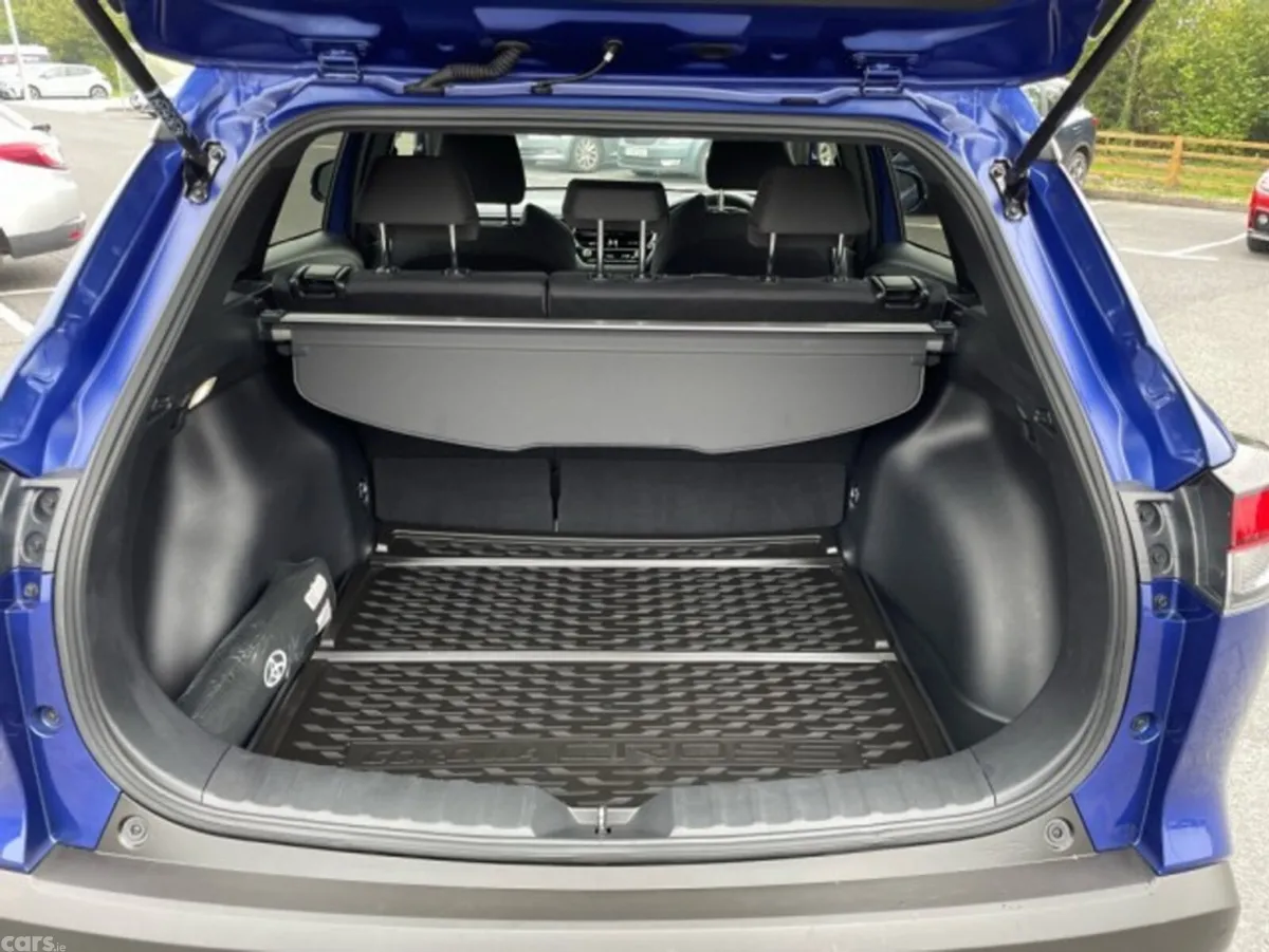 Toyota Corolla Cross SUV, Petrol Hybrid, 2025, Blue