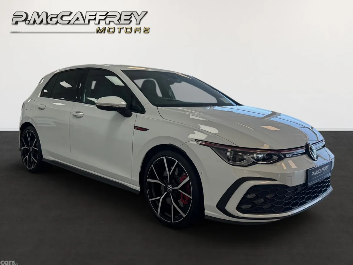 Volkswagen Golf Hatchback, Petrol, 2022, White