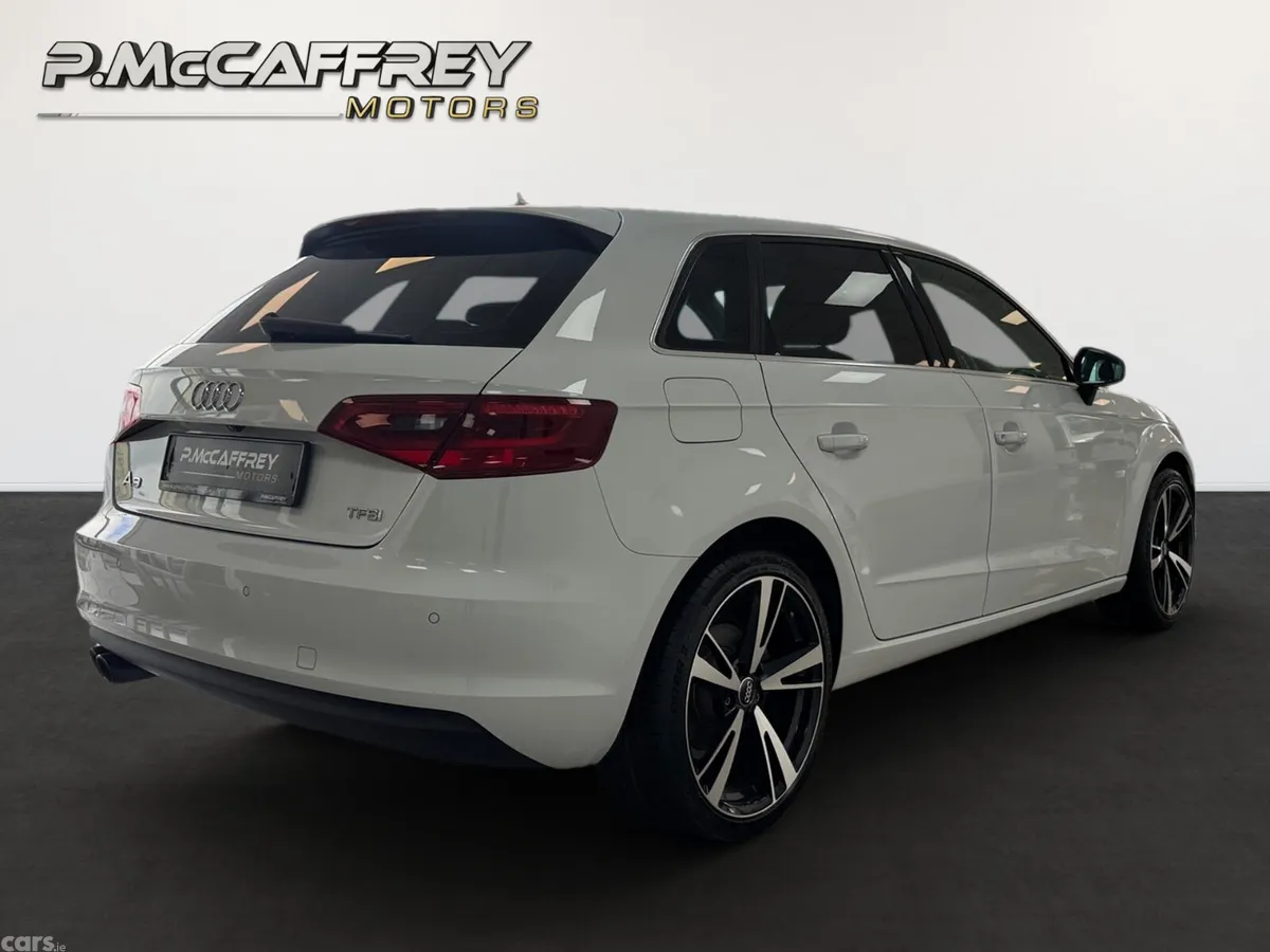 Audi A3 Hatchback, Petrol, 2015, White