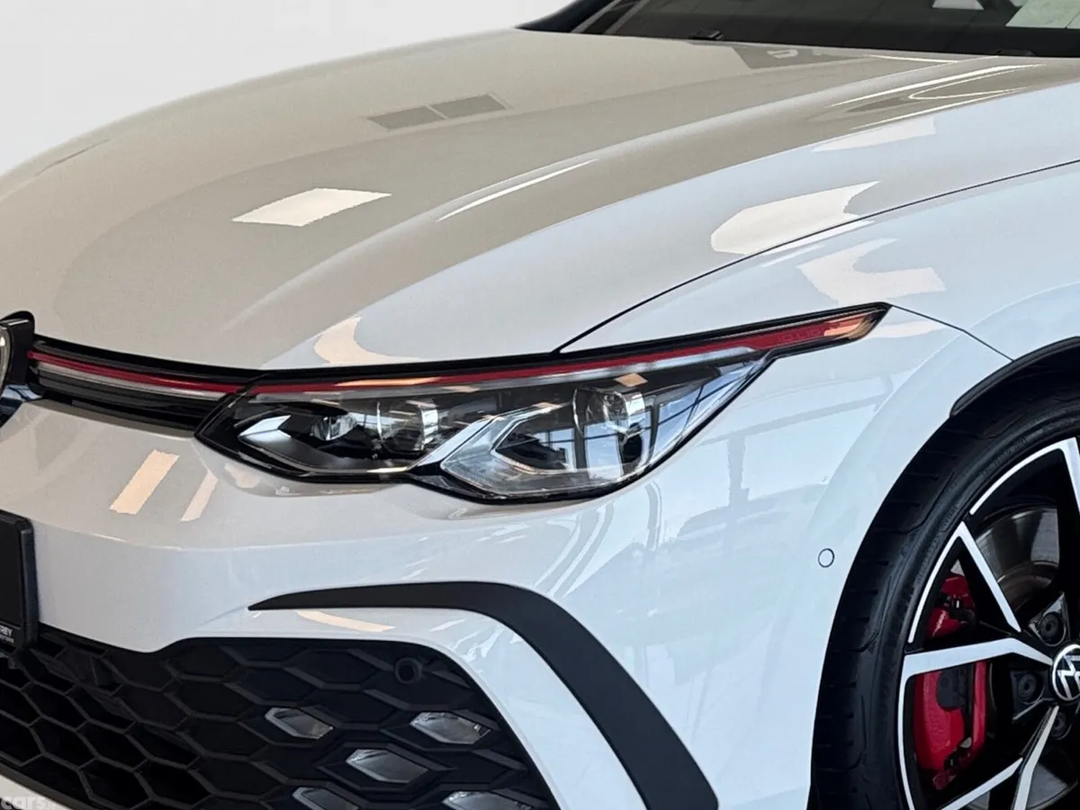 Volkswagen Golf Hatchback, Petrol, 2022, White