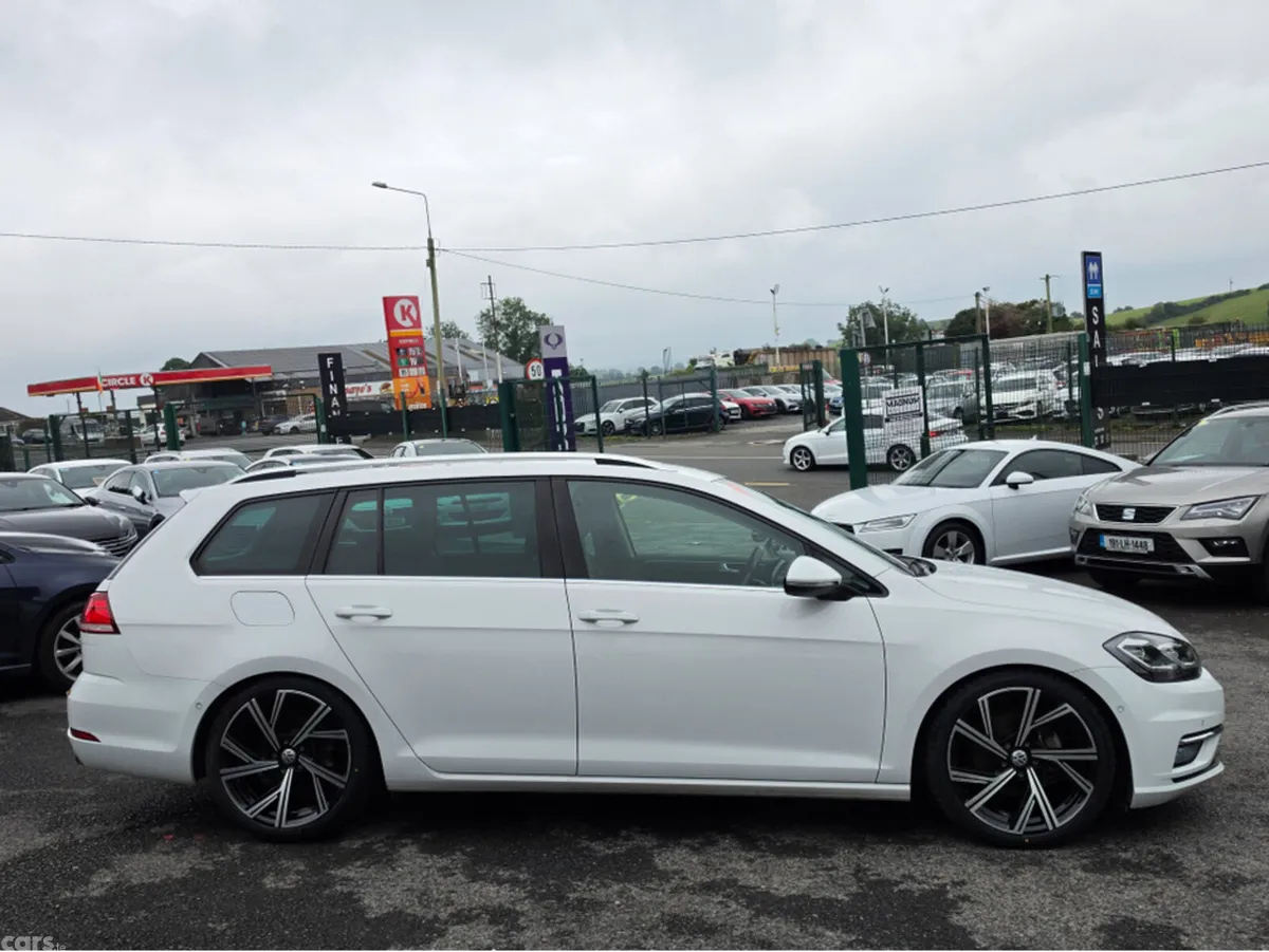 Volkswagen Golf Estate, Diesel, 2020, White