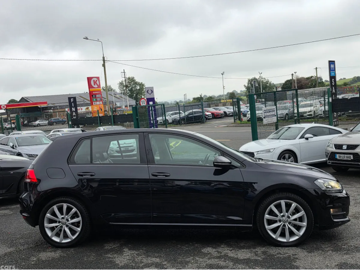 Volkswagen Golf Hatchback, Petrol, 2015, Black