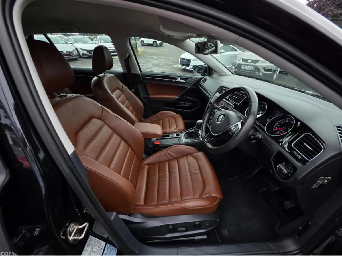 Volkswagen Golf Hatchback, Petrol, 2015, Black