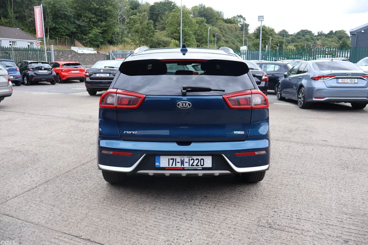 Kia Niro SUV, Petrol Hybrid, 2017, Blue