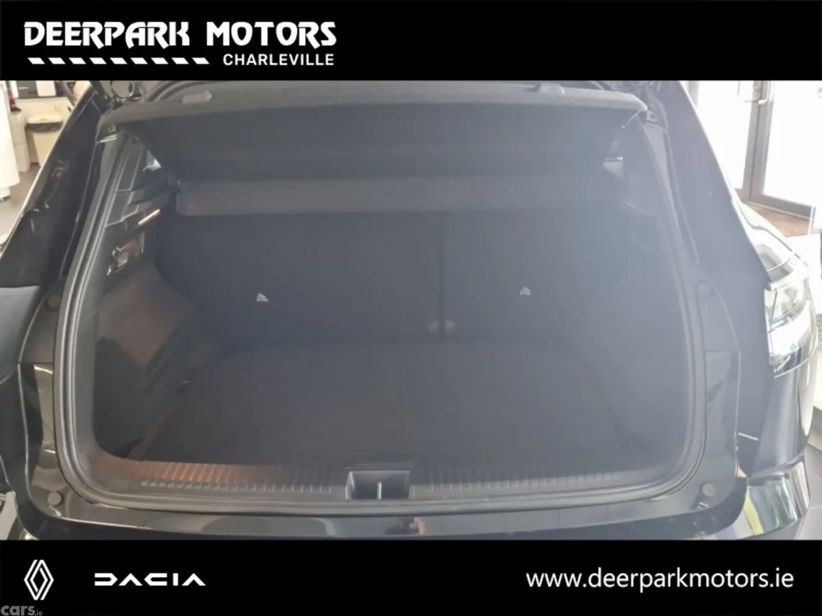 Renault Austral SUV, Petrol Hybrid, 2026, Black