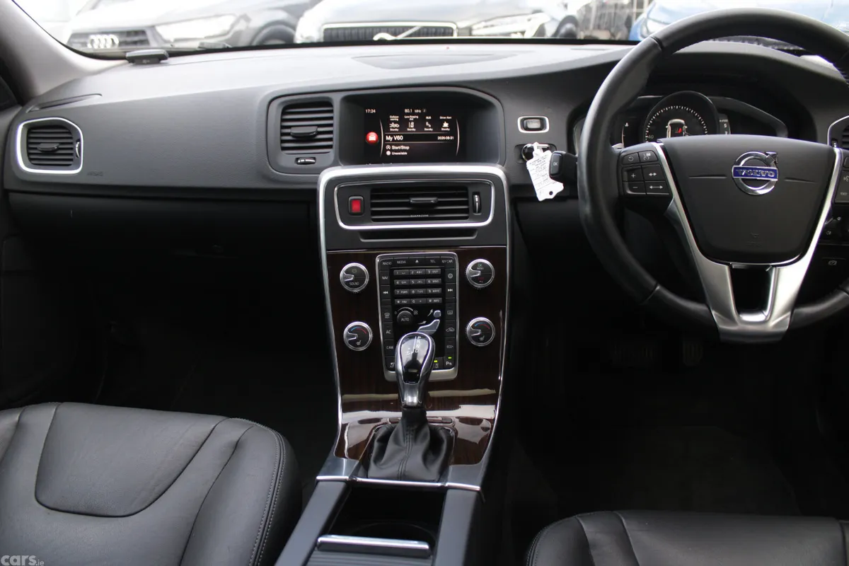 Volvo V60 Estate, Diesel, 2018, White