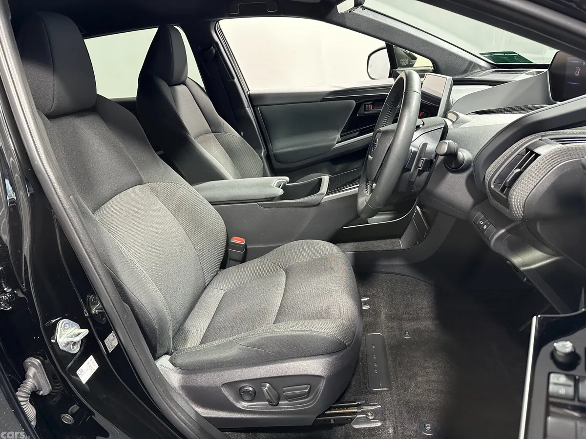 Subaru Solterra SUV, Electric, 2024, Black