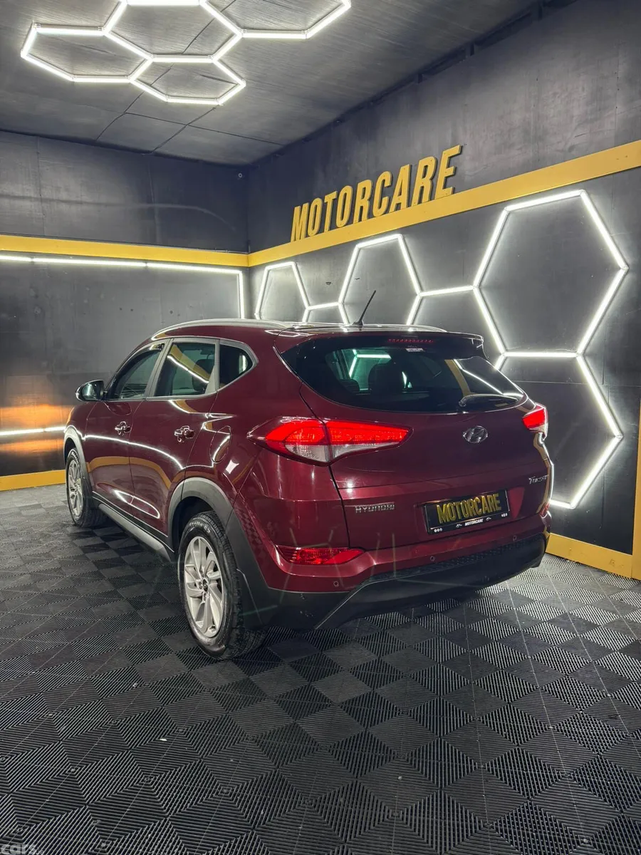 Hyundai Tucson SUV, Diesel, 2016, Red