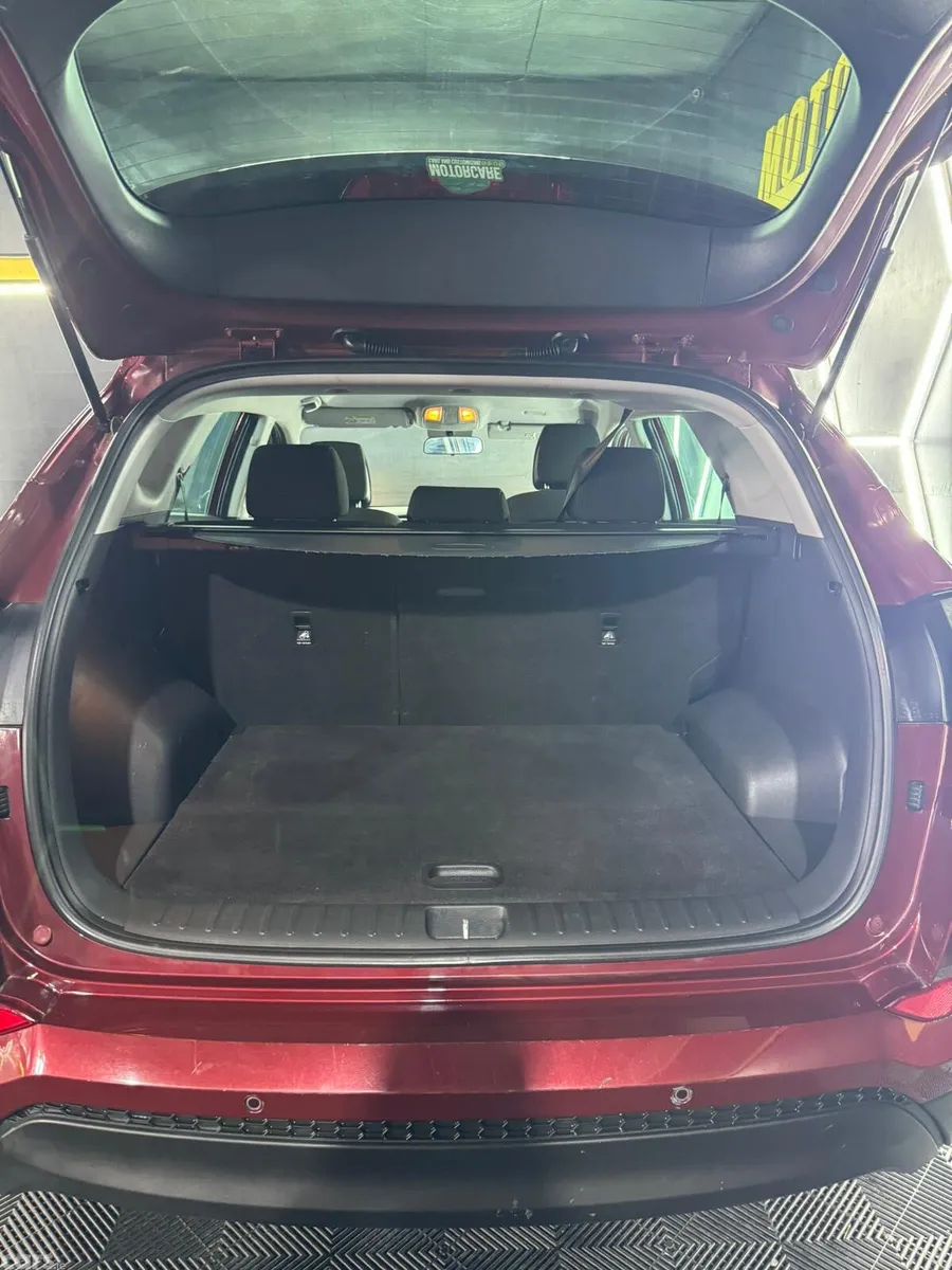 Hyundai Tucson SUV, Diesel, 2016, Red