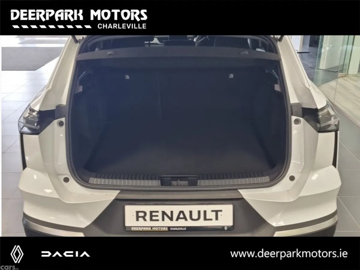 Renault Symbioz Hatchback, Petrol Hybrid, 2026, White